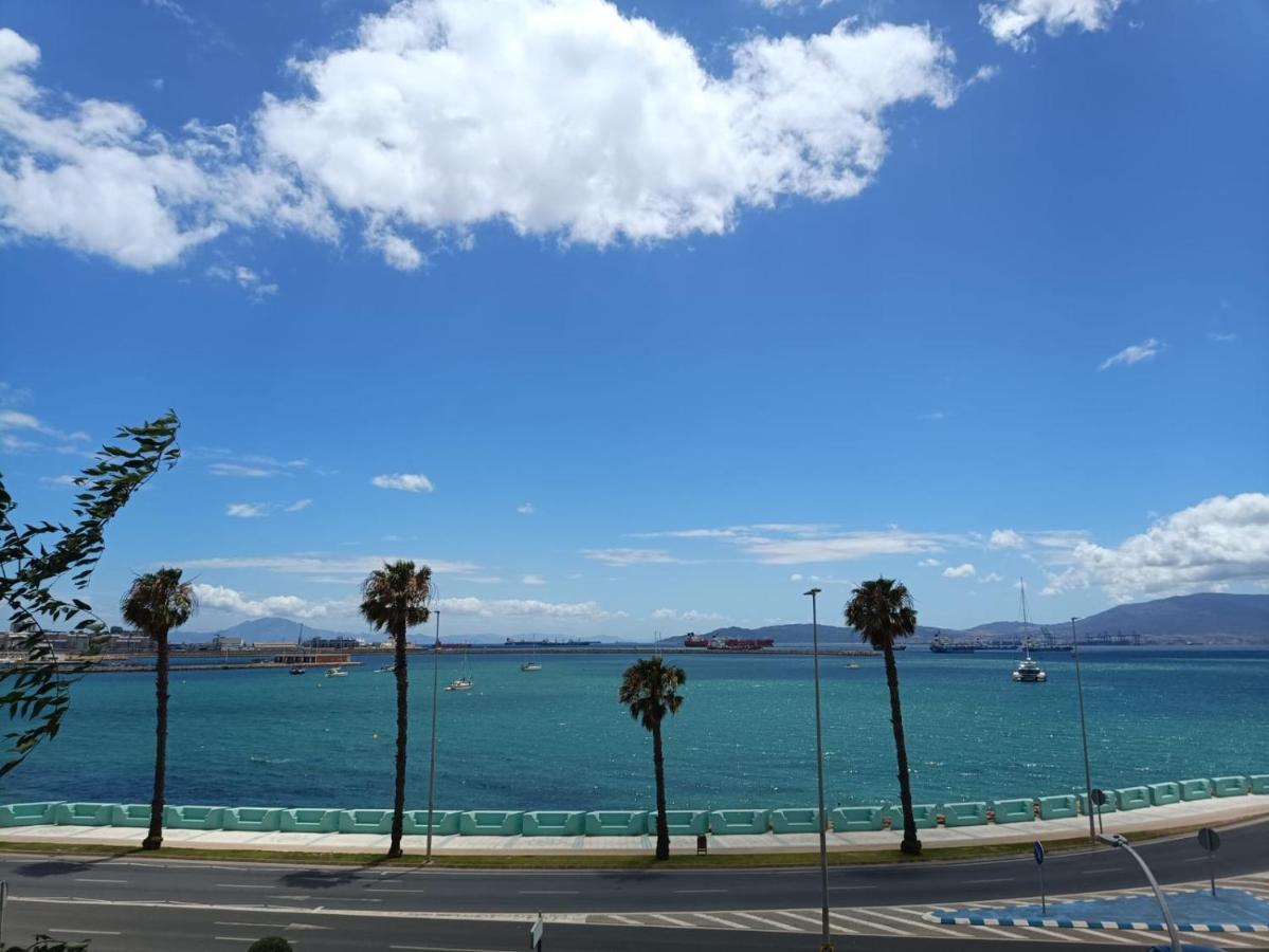 Vistas A 3 Paises Y 2 Continentes 1º Linea De Playa A 5 Minutos De Gibraltar Διαμέρισμα La Línea de la Concepción Εξωτερικό φωτογραφία